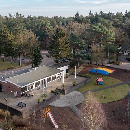 Prachtig Chalet In De Bossen Nunspeet Eksteriør bilde
