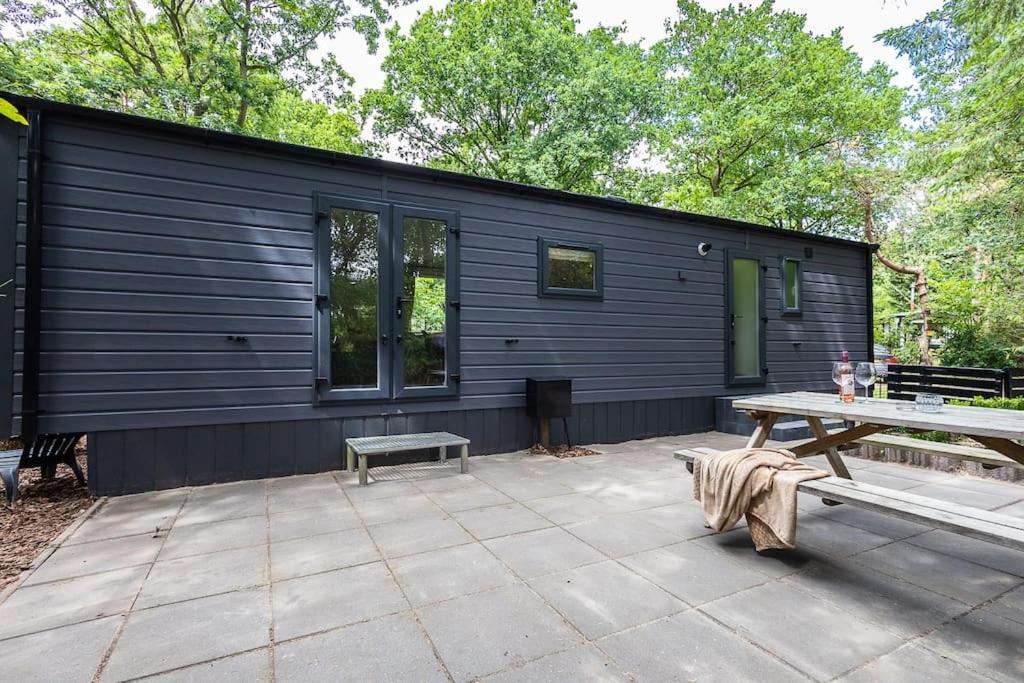 Prachtig Chalet In De Bossen Nunspeet Eksteriør bilde