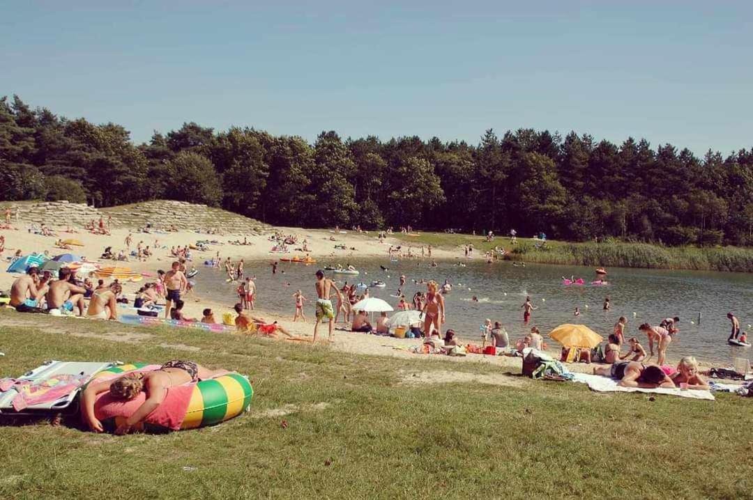 Prachtig Chalet In De Bossen Nunspeet Eksteriør bilde